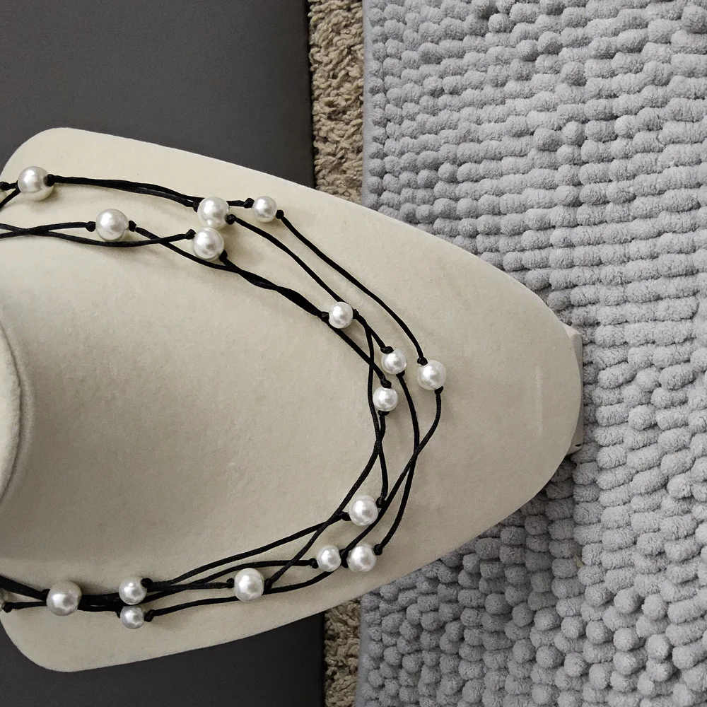 New 1st & Gorgeous by Carolee Black and White faux Pearl Necklace